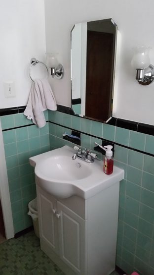 Bathroom before - Sink